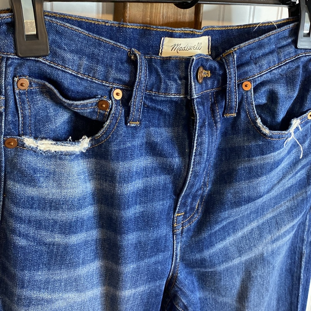 Madewell Jeans Size 24 Highrise Slim Boyfriend